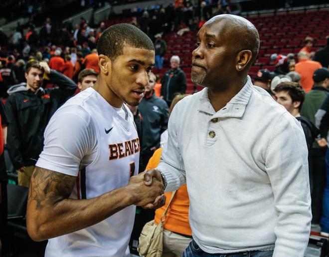 法助红魔晋 法助红魔晋